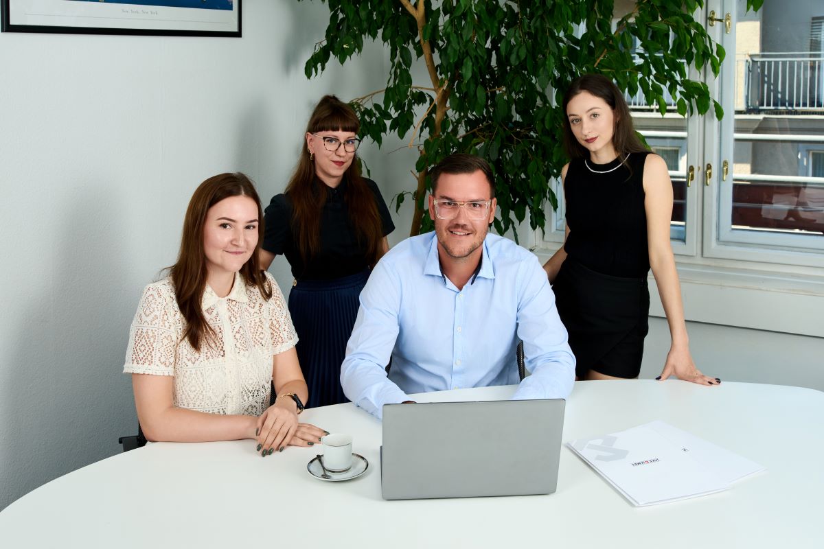 Verkaufs- und Support-Team